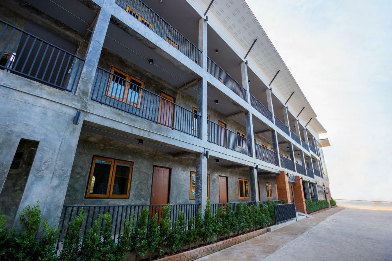 Ton Fang Hotel Ngoại thất bức ảnh